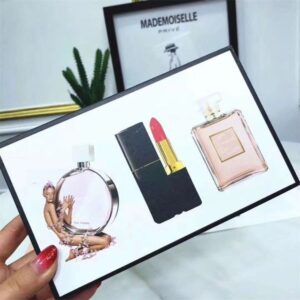 Dropshipping Hot Brand Fragrance Set Collection Matte Lipstick 15ml Perfume 3 in 1 Cosmetic Kit With Gift Box For Women Lady Christmas Gift Parfume France