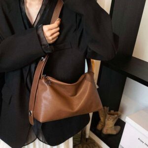 Versatile for Women 2025 New Trendy and Fashionable Dumpling Bag with a Niche Texture Single Shoulder Underarm Bag