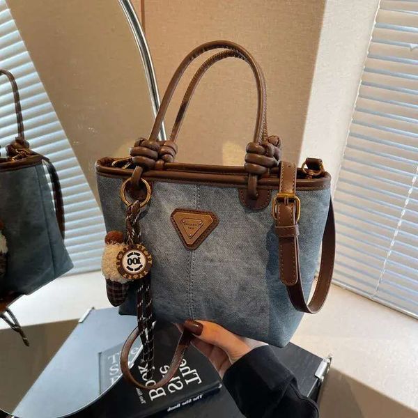 Designer Bag Free Shipping New Fashion Commuting High End Hand Held Bucket Luxury Bag Shoulder Crossbody For Women