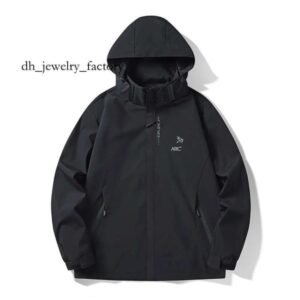 mens jacket Men Jacket zipper Waterproof jackets hoodie Layer Outdoor Jackets For sports Men Women Male Casual Lightweight Hiking S-2XL a49