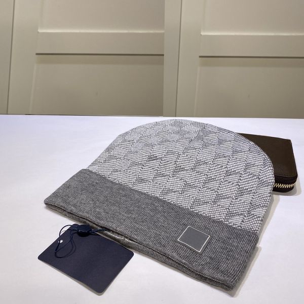 2024 Winter Knitted Beanie Hat for Men Geometric Pattern Casual Fitted Skull Cap 15 Colors Blending Material Warm and Comfortable