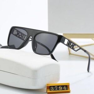 Designer Sunglass Men Letters Sunglasses for Women Personalized Sun glass Square Frame Goggle Adumbral Luxury Eyeglasses