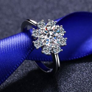 S925 Sterling Silver Moissanite Sunflower Engagement Ring for Women, 8-Claw Design with Simple Elegant Style, Ideal for Proposals or Valentine's Gifts