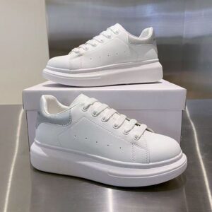 10A New Designer Casual Mens Women Shoes Platform Sneakers Leather Suede Veet Flats Lace Up Chaussur De Espadrill Chaussures Sports