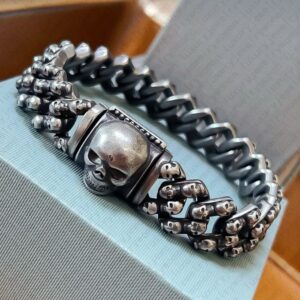 Luxury Designer Bracelet Bangle Bracelet Jewellery Jewelry Sterling Silver Skull Bracelet Chunky Cuban Link Bracelet Punk Style Heavy Chain Bracelet for Men Women