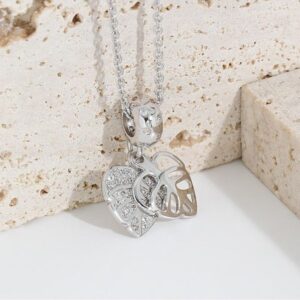 "Diamond-Encrusted Leaf Pendant Necklace – Minimalist Double-Layered Tree Leaf Design, High-End and Elegant"
