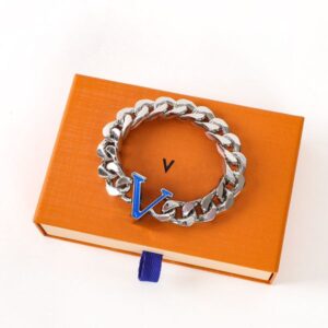 Classic Luxury Bracelets Bangle Letter Titanium Steel with Diamond Designer for Women Jewlery Gifts Womans Gold Sier Not Fade