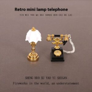 Charming Telephone-Shaped Mini Table Lamp – Artistic Alloy Craftsman's Work for Quirky Home Interiors and Small Scale Display Items