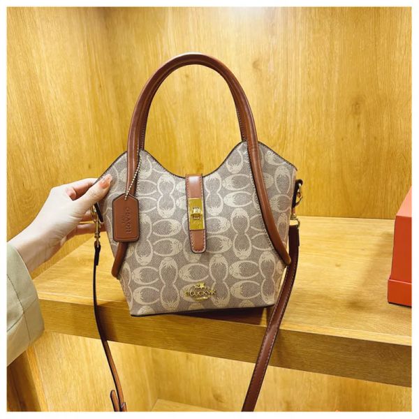 Designer bag Shoulder Bag Luxury Bag Crossbody Purse Designer 2025 New premium texture printed large capacity single shoulder crossbody bag for women