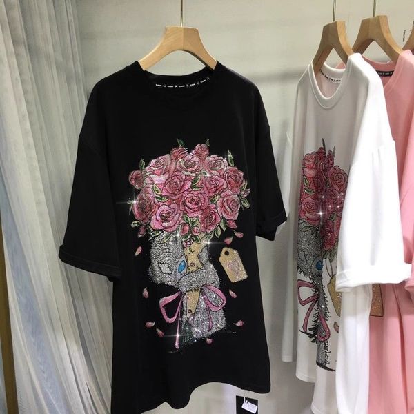 Chic Ladys Shimmering Crystal Embellished Tee - Trendy Asian-Inspired Casual Wear