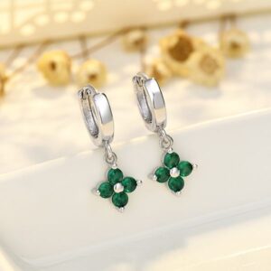Four-leaf clover geometric floral diamond-encrusted earrings, IN style ear studs, French multi-color zirconia earrings