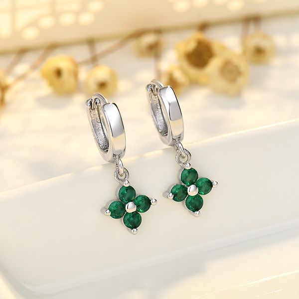 Four-leaf clover geometric floral diamond-encrusted earrings, IN style ear studs, French multi-color zirconia earrings