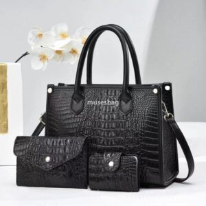 High quality women's designer retro multifunctional crocodile pattern single shoulder crossbody handbag with large capacity three piece set mother bag