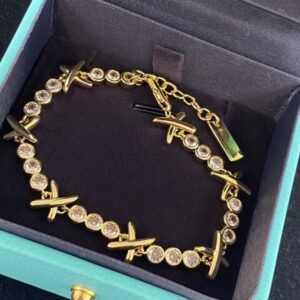 Luxury Gold Bracelet Designer Style Bracelet Set Gift Wedding Business Set Wholesale Retail Exquisite Jewelry