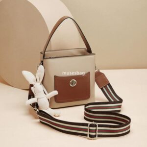 Women's New Large Capacity Versatile Commuting Bucket Bag Handheld Crossbody Bag Advanced Fashion Handbag