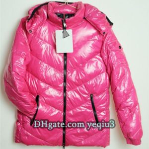 Women puff down jacket Fashion classic slim down jacket NFC Version Women Designer Down Jacket White Insulated Parka with Fluffy Wolf Fur Collar Full label Asian Size