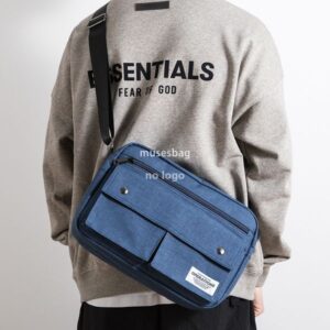 Men's crossbody bag large capacity canvas tooling style shoulder bag Trend street commuter bag youth casual messenger bag