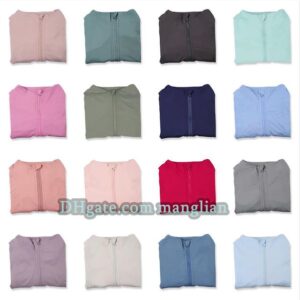 Women Yoga Jacket with Line Decoration Quick Dry Fitness Jacket Stylish Sports Gym Set Solid Color Activewear Comfortable Workout Sweatshirt for Jogging Training