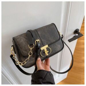 Designer Free Shipping 2025 Chic Commuter Bag: Stylish Small Square Handbag with High-End Texture for Daily Use Bag