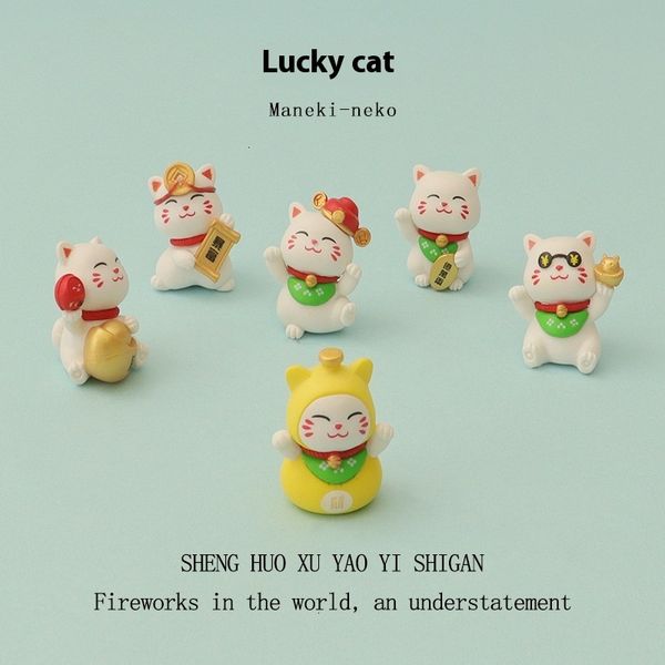 Creative Mini Cute Fortune Cat Decorations, Car Central Control Screen Ornaments, Gift for Girlfriend Fortune Small Gifts