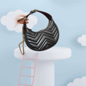 Leather designer's moon shaped zipper pouch –G8606