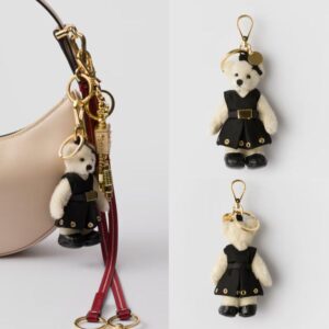 Designer Key chain doll keychain have a seat bag decoration pendant charms cute cartoon keyring fashion trendy high quality
