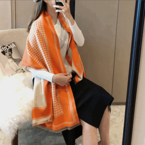 Elegant Women's Plaid Pashmina Wrap Dual-Purpose Winter Accessory