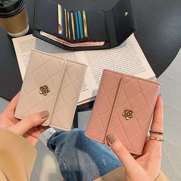 Luxury Bag Designer Bag Free Shipping New Designer Wallets Womens Short Dia Shaped Multiple Card Spaces Zero Wallet