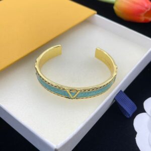 18K Gold Plated Bracelet Brand Designer Open Bangle Letter Classic Bracelet Designer Luxury Bracelet with Box Party Wedding