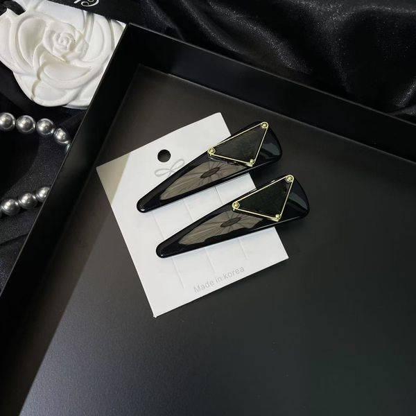 Hair Clips Designer Jewelry Women Hair Clips Alloy Letter Barrettes Black Hairpins Hair Accessories Hairpins