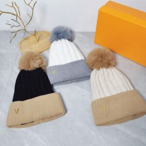 Designer Winter Men And Women Knitted Hats Fashionable And Casual Classic Knitted Hats In 3Colors To Choose From