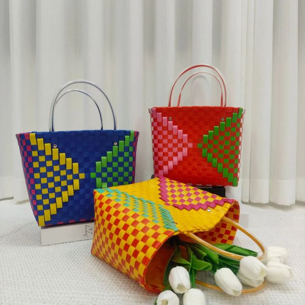 New Hand-woven Plastic Vegetable Basket Lunch Box Bag Vegetable Basket Souvenir Basket Woven Basket Woven Bag