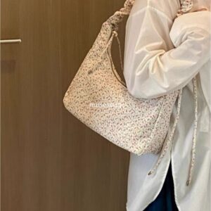 Niche Design Instagram Spring/Summer Folded Flower Crossbody Bag New Niche Design Large Capacity Shoulder Bag Sweet Drawstring Commuter Bag