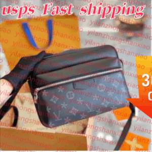 Designer Men shoulder bags s designers Mens Shoulder Bags Man Briefcases fashion Handbag Bolsas Messenger Crossbody Bag purse