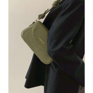 Women's 2025 new trendy and fashionable underarm with niche texture small square bag versatile ins single shoulder crossbody bag