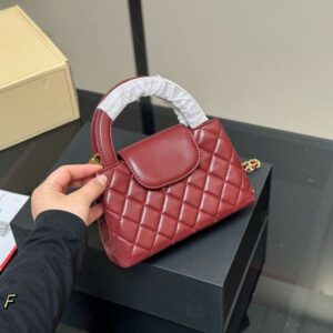 Designer Women Mini Handbag Tote Shopping Bags with Top Handle Calfskin Leather Quilted Gold Metal Hardware Matelasse Chain Multi Colors Shoulder Wallet 20x12cm