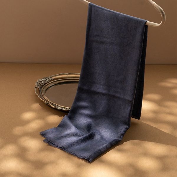 Cashmere 220 new autumn and winter new ring velvet jacquard scarf --81328