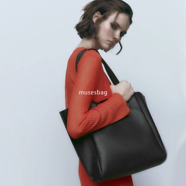 New Fashion High Quality Shoulder Bag with Advanced Sense Basic Handbag Large Capacity Shopping Bag Household Outgoing Tote Bag