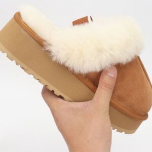 2024 hot man women increase snow slippers Soft comfortable sheepskin keep Warm slippers Girl Beautiful gift free transshipment