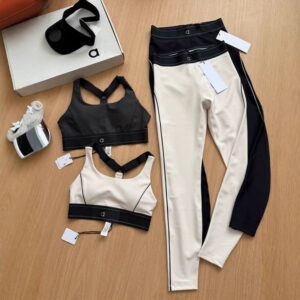 Women's Tracksuits Designer Pilates Bra Training Women's High Waist Hip Lifting and Abdominal Compression Sports Tank Top Two Piece Set