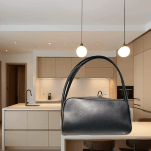 Classic and fashionable design leather women's small bag luxury style with big brand box. –PR8066