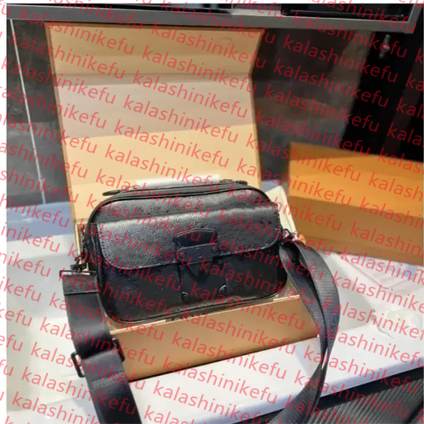 Luxury DesignerS Lock Sling Messenger Bag Nylon Mens TRIO 2 Piece Sets Fashion Men Shoulder Bags Women tote Multifunction Crossbody Purse Clutch Wallet M69443