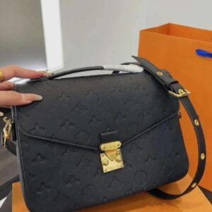 Women Luxurys Designers bag Embossings flower pochettes Women Handbag Messengers vintage Bags Genuine Leather METIS Elegant Womens Shoulder Crossbody Bag