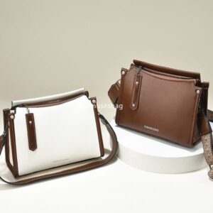 European and American retro women's bag autumn and winter new retro large capacity small square bag simple solid color commuting bag middle-aged women's shoulder bag