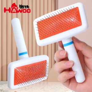 Pet Lovers’ Choice: Lightweight White Rubber Grip Handled Airbag Brush for Gentle Detangling of Canine Coats
