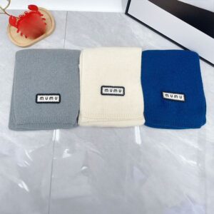 Designer Scarf Luxury Women's Classic Scarf Knitted Warm Fashion Trend Solid Colors Temperament Travels Festival Gifts Available in 3 Colors