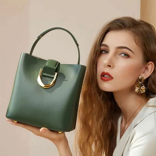 Designer Bag Head Layer Cowhide Bucket Large Capacity Commuting Shoulder Fashionable New Crossbody Genuine Leather Handbag