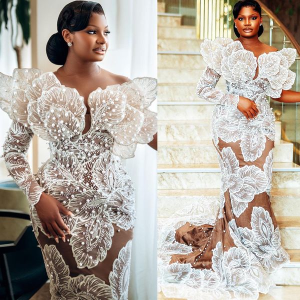 2024 Arabic Aso Ebi Plus Size Illusion Ivory Wedding Dress Pearls Florals Vintage Sexy Bridal Gowns Dresses ZJ206