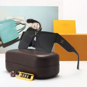 New Designer Sunglasses Fashion Mens Sunglasses Letters Large Frame Drive Sun glass Luxury Goggle Unisex Adumbral Eyeglasses