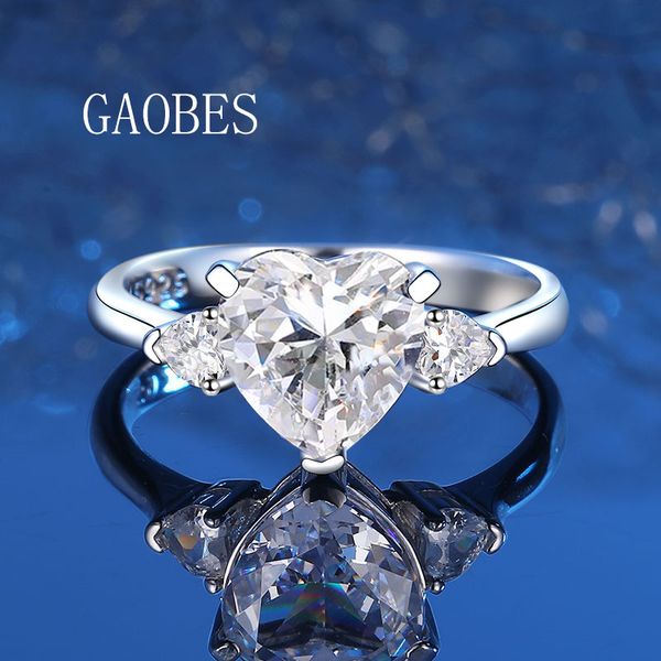 925 Sterling Silver Heart-Shaped High-Carbon Diamond Ring, Full Diamond Engagement Ring for Women, Luxury Silver Jewelry for Special Occasions